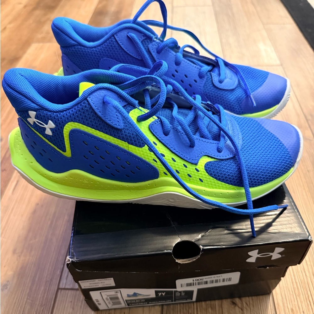Under Armour Blue and Yellow Athletic Shoes GS JET’23 sneakers youth size 7